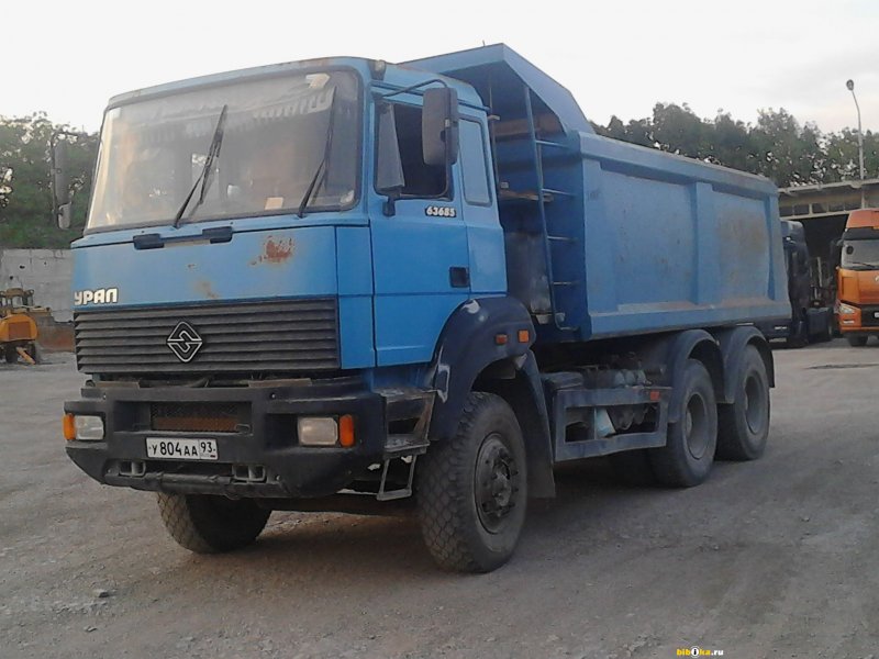 Урал 63685 сельхозник