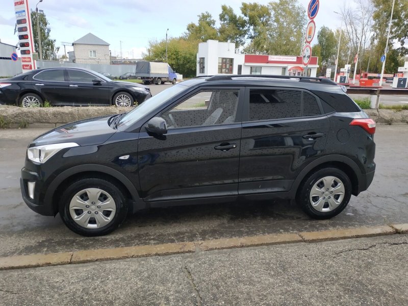 Hyundai Creta чёрная 2.2