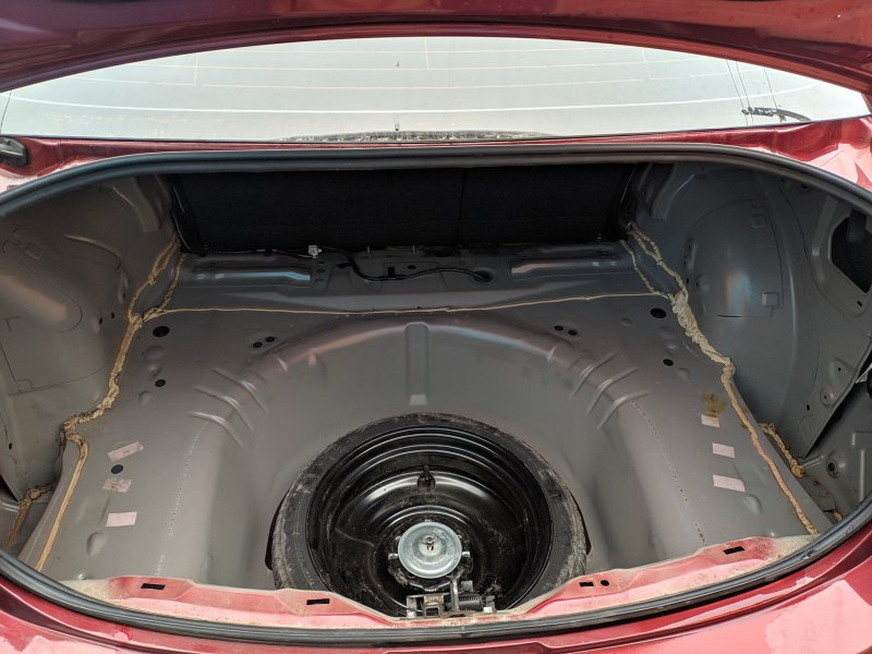 Багажник Mazda 6 запаска