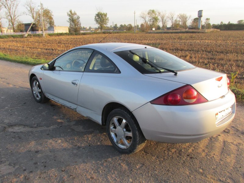 Ford cougar 1999