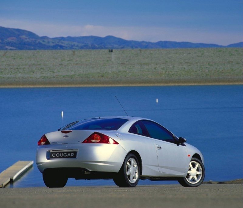 Ford cougar 2002