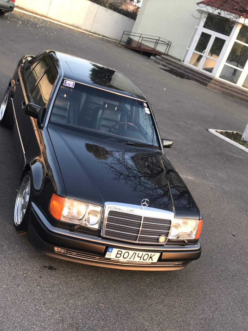 Мерседес 124 е500
