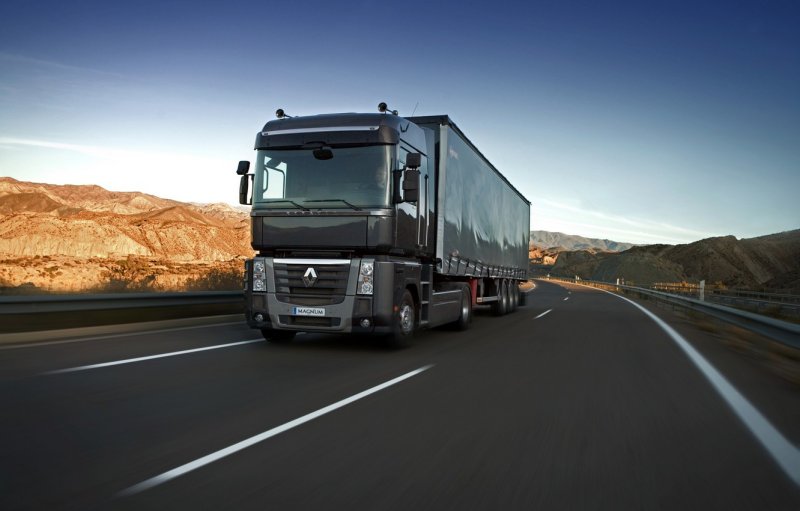 Renault Magnum Gray