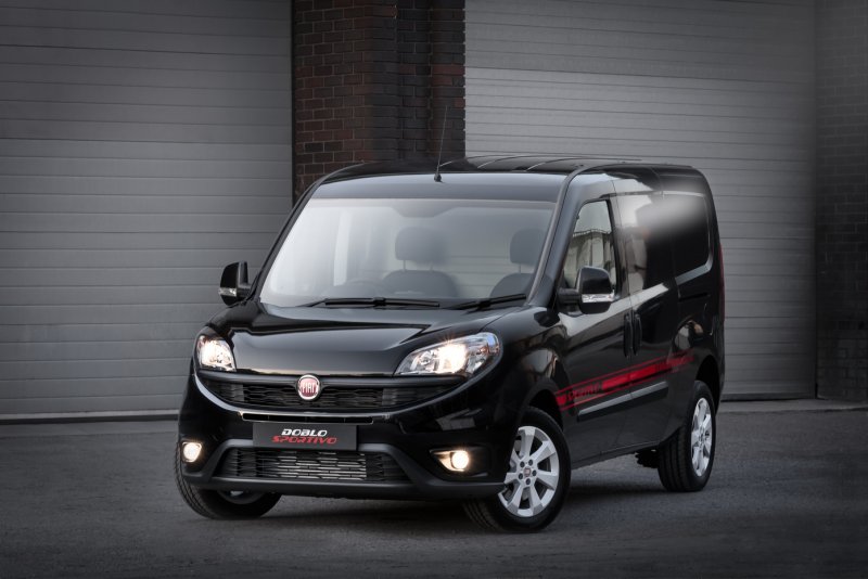 Fiat Doblo черный