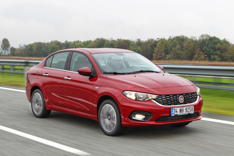 Fiat Egea машина