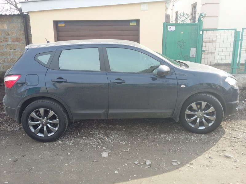 Nissan Qashqai r18
