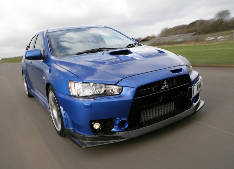 Mitsubishi Lancer x 2007-2017 фото на белом фоне