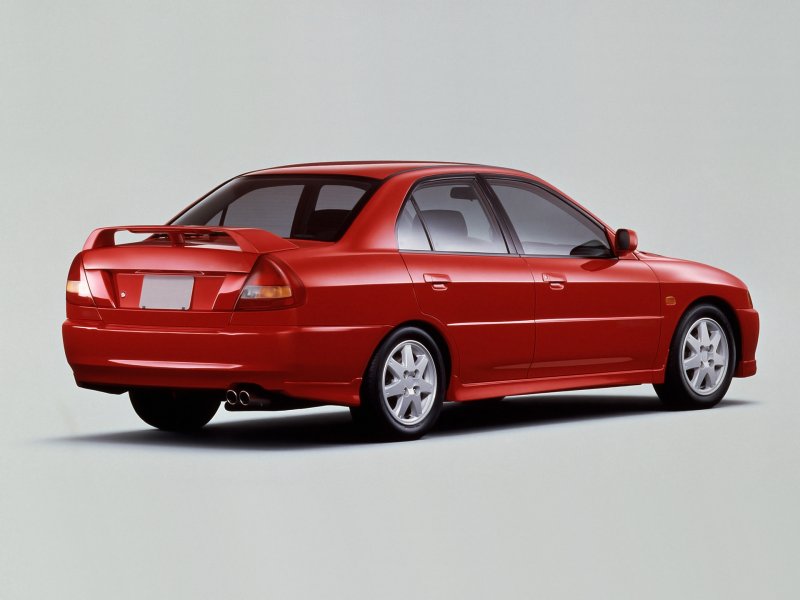 Mitsubishi Lancer 2005 поколение