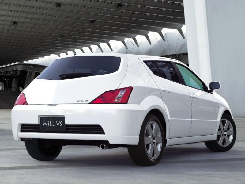 Toyota will 2001