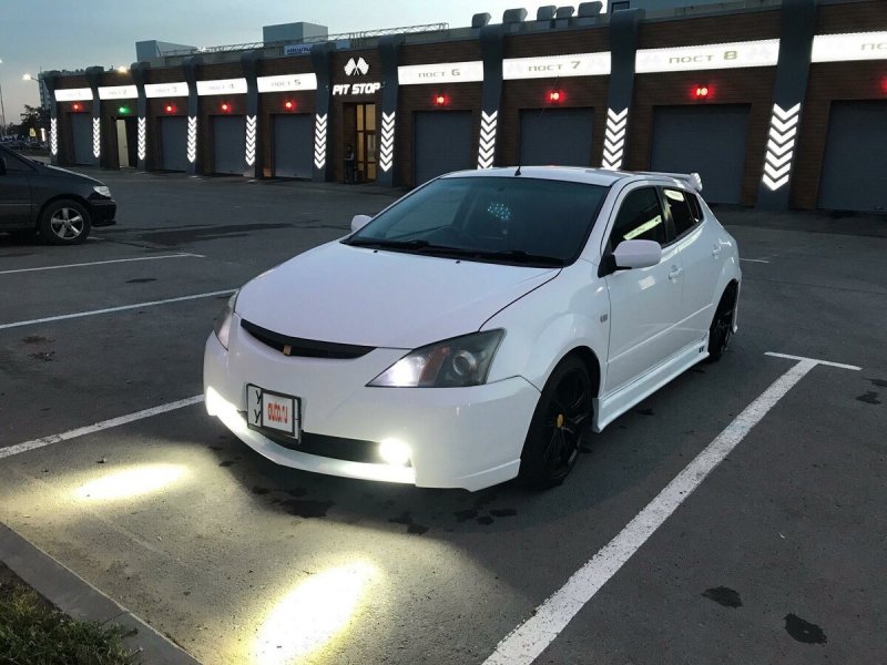 Toyota will vs 2002