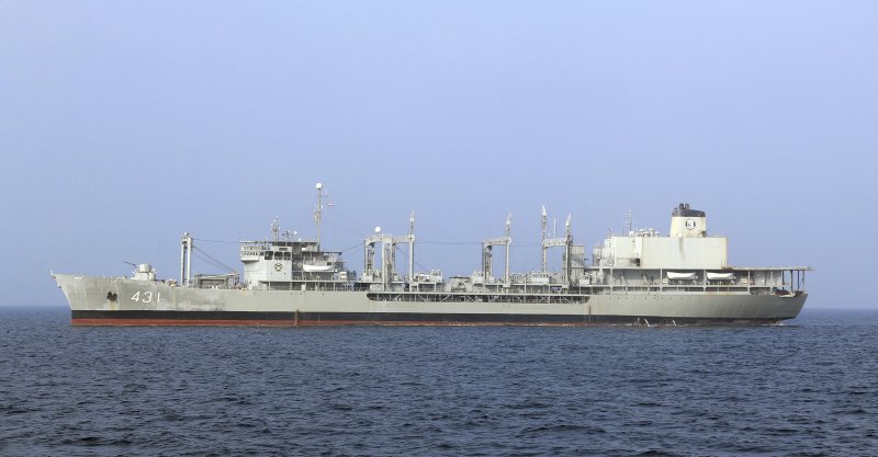Корабль Oman as