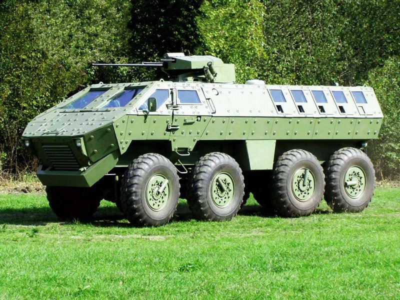 Сербский БТР Лазар 4