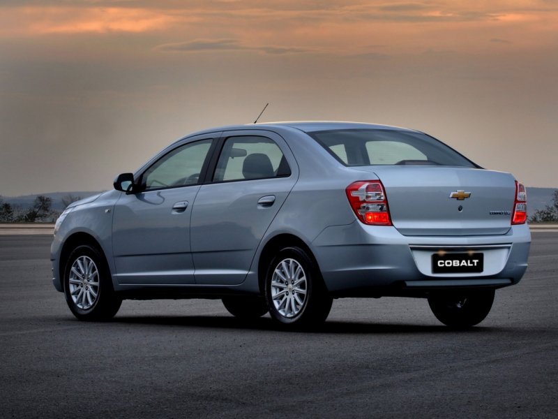 Chevrolet Cobalt II, 2013