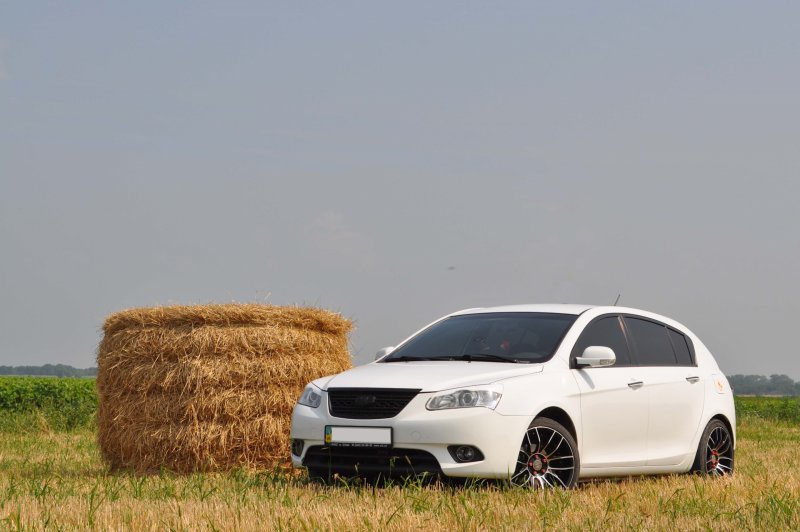 Geely Emgrand ec7 stance