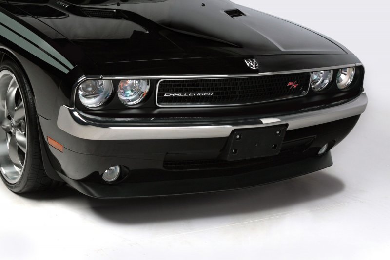 Мустанг dodge Challenger