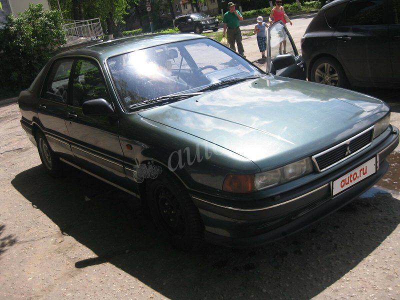 Mitsubishi Galant 1989