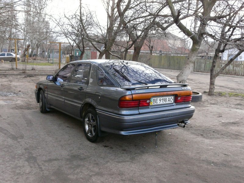 Митсубиси Галант 1989г