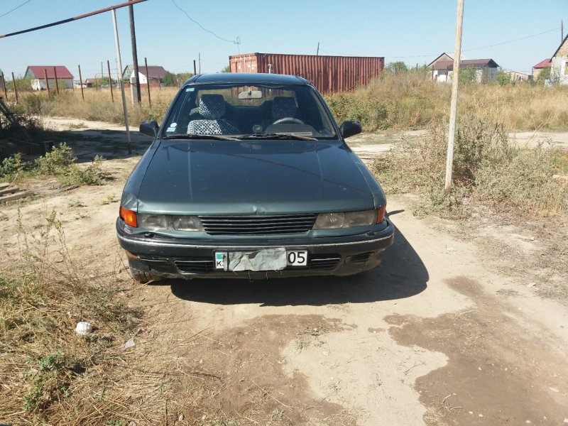 Mitsubishi Galant 1992 хэтчбек