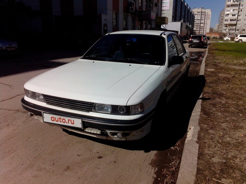 Mitsubishi Galant 1989 года
