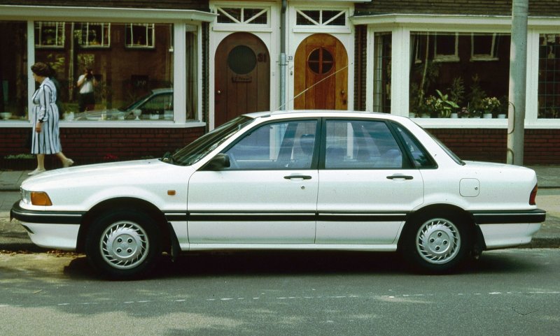 Мицубиси Галант 1992