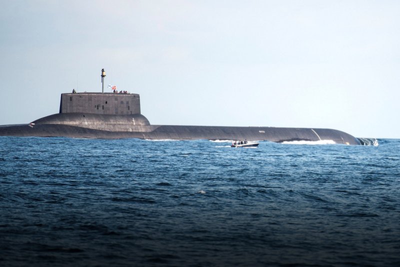 Подводная лодка акула
