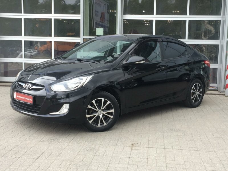 Hyundai Solaris черный 2016