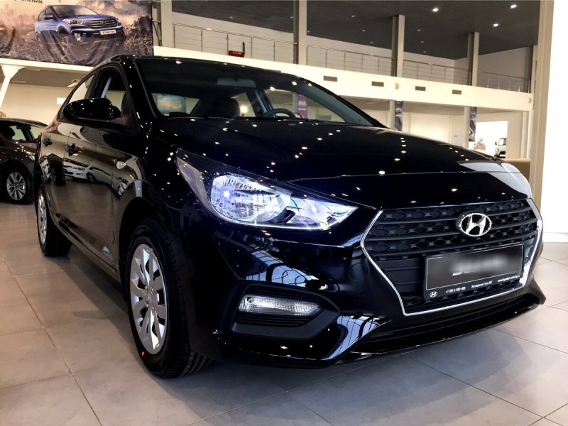 Hyundai Solaris 2012 черный