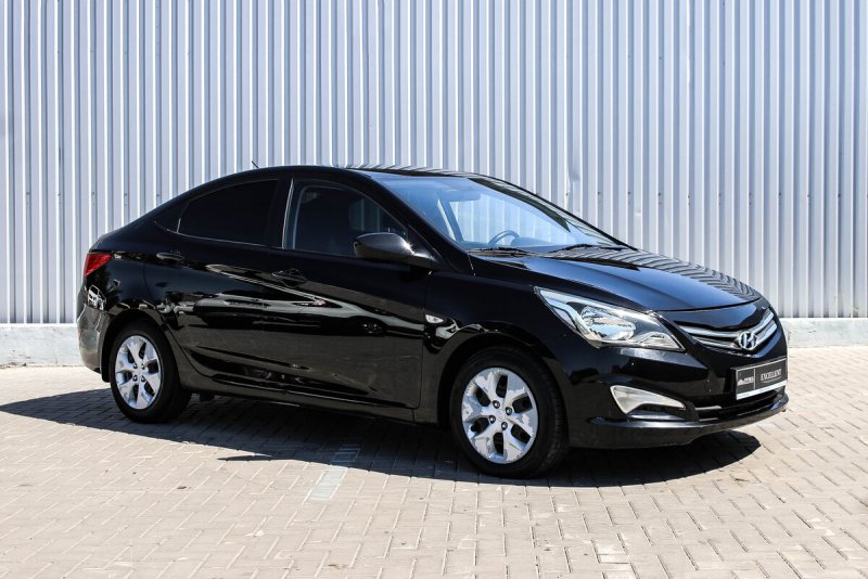 Hyundai Solaris 2 черный