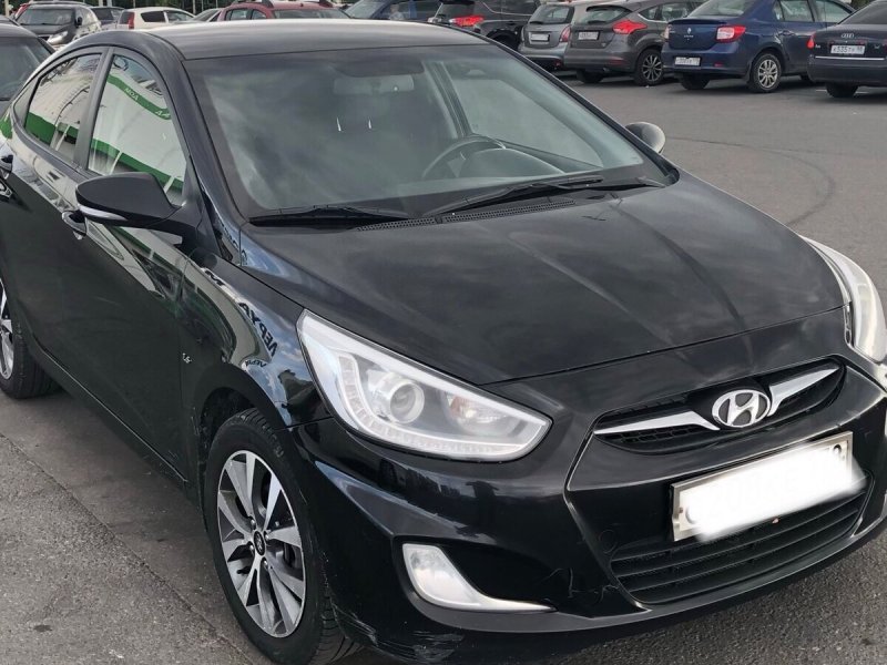 Hyundai Solaris 2011 черный