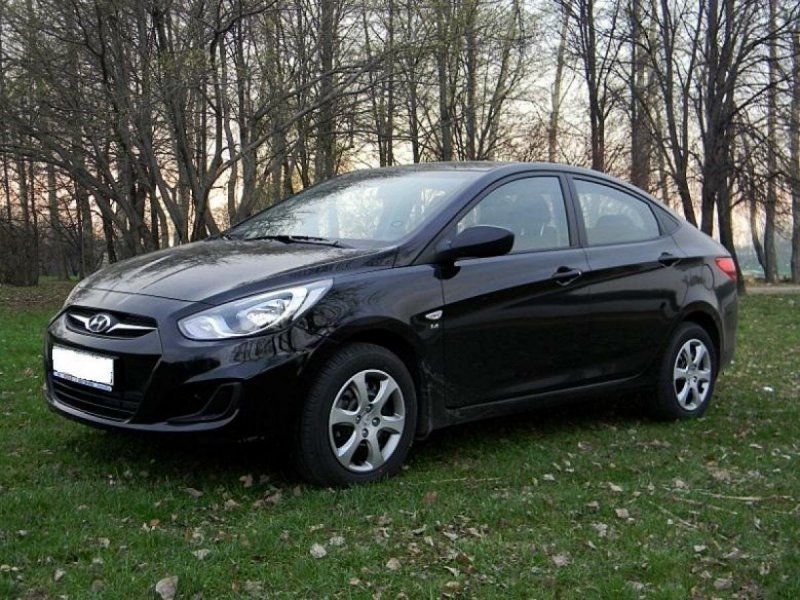 Hyundai Solaris 2013 Black