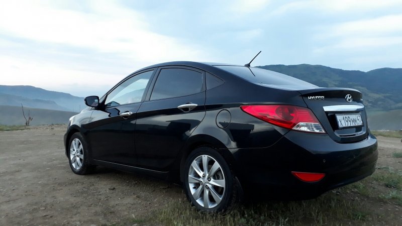 Hyundai Solaris 2018 черный