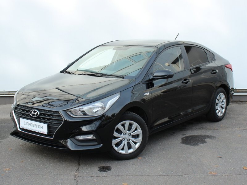 Hyundai Solaris 2012 черный