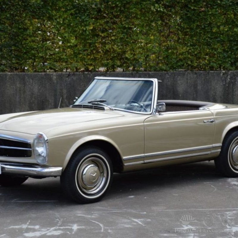 Mercedes-Benz 230 SL