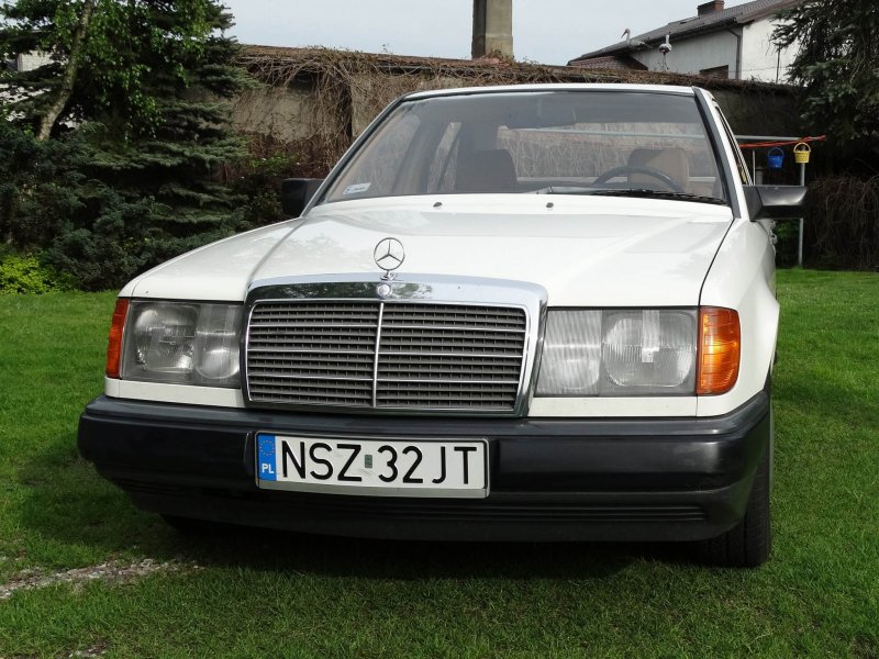 Mercedes Benz w124 e230
