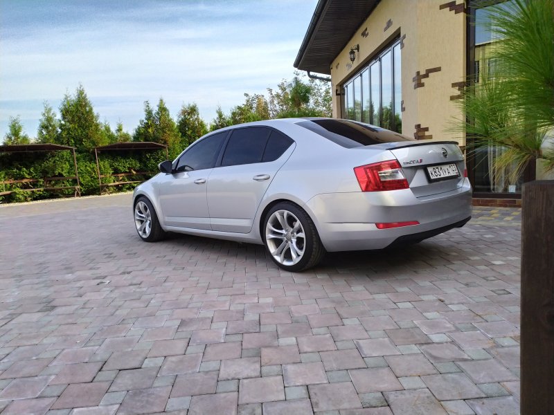 Диски Golus r17 Skoda Octavia