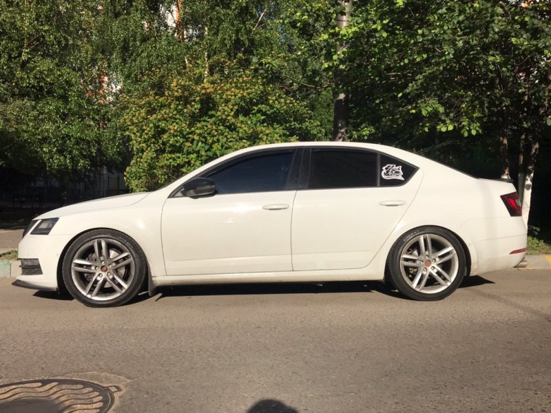 Skoda Octavia a7 r18