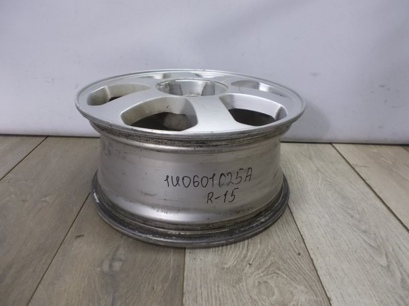 Vossen CVT r17 на Шкода Октавия