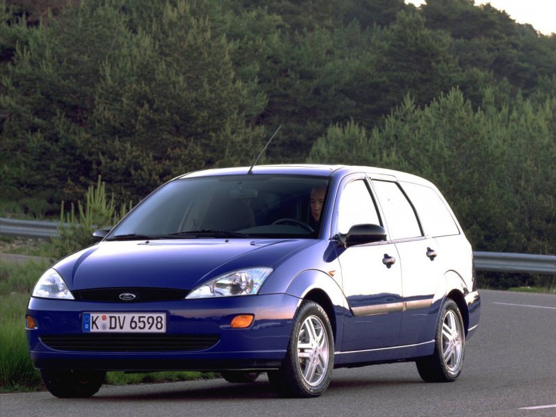 Ford Focus 1998 хэтчбек