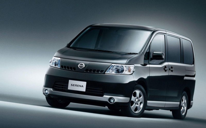 Nissan Serena c25 4wd