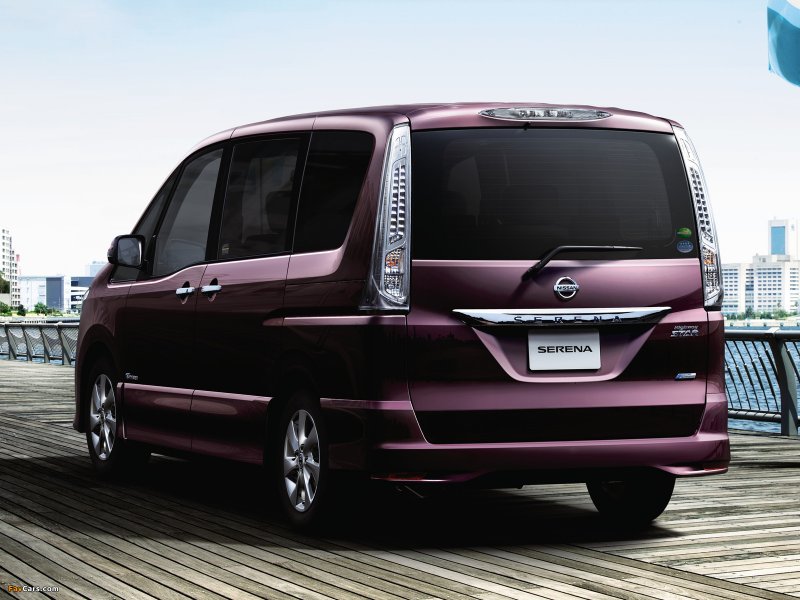 Nissan Serena c26