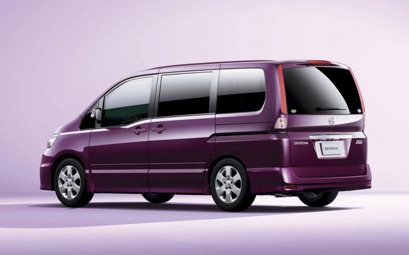 Nissan Serena cc25