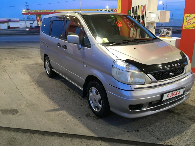 Nissan Serena 2000 г.