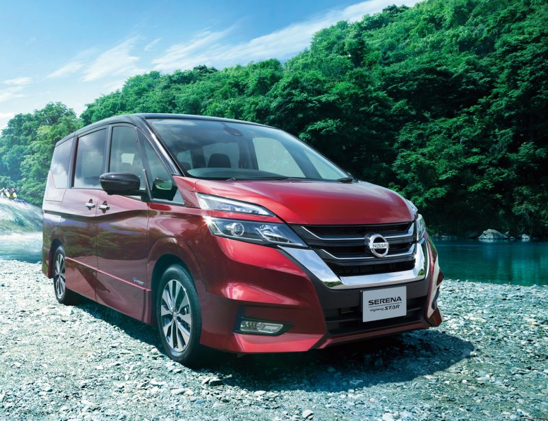 Nissan Serena 2010
