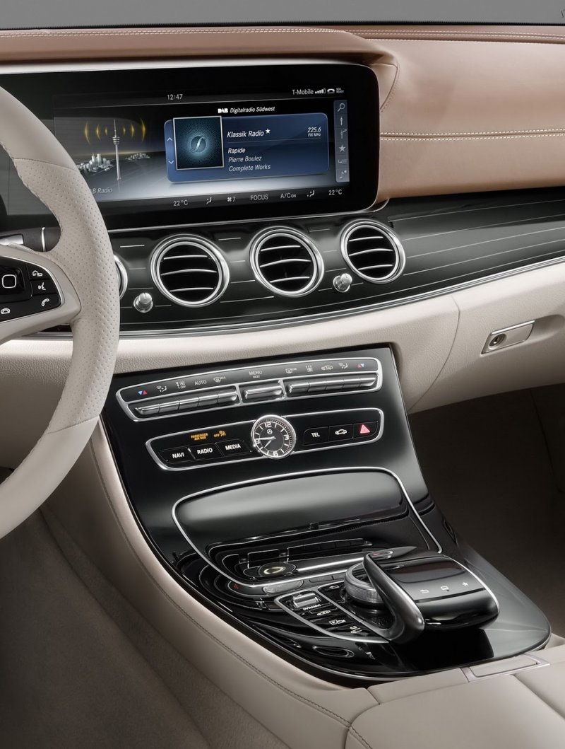 Mercedes e class 213 Interior