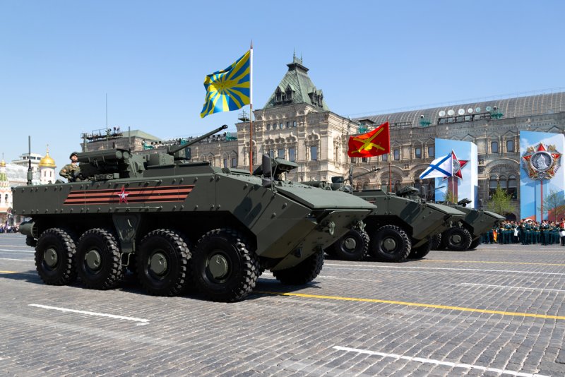 Военная техника парад БТР Бумеранг