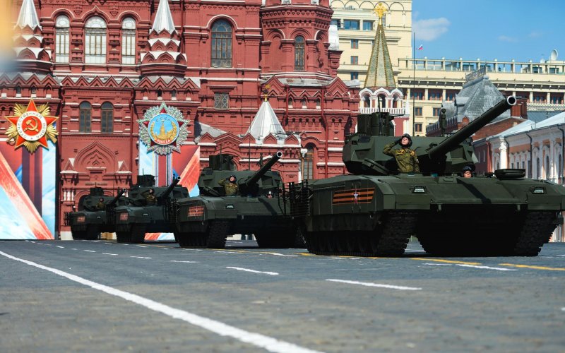 Т14 парад 2015 на красной площади колона