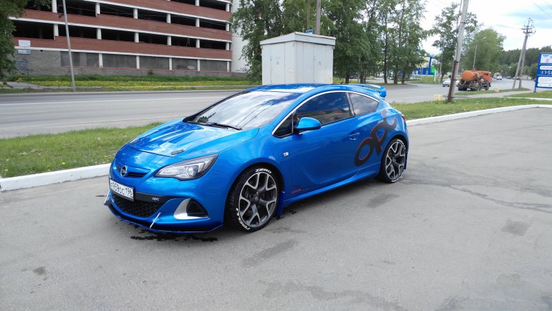 Opel Astra j GTC OPC