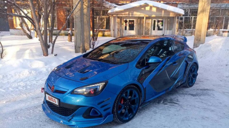 Opel Astra OPC 2013