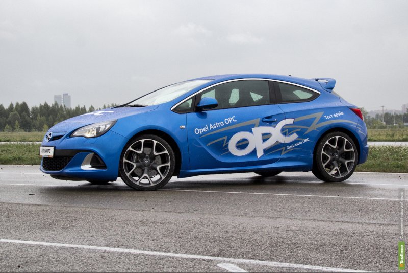 Опель Astra OPC