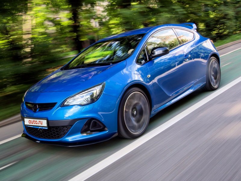 Opel Astra OPC 2010